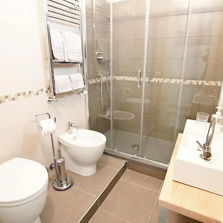 فندق مبيت وإفطار Mio House Vatican روما